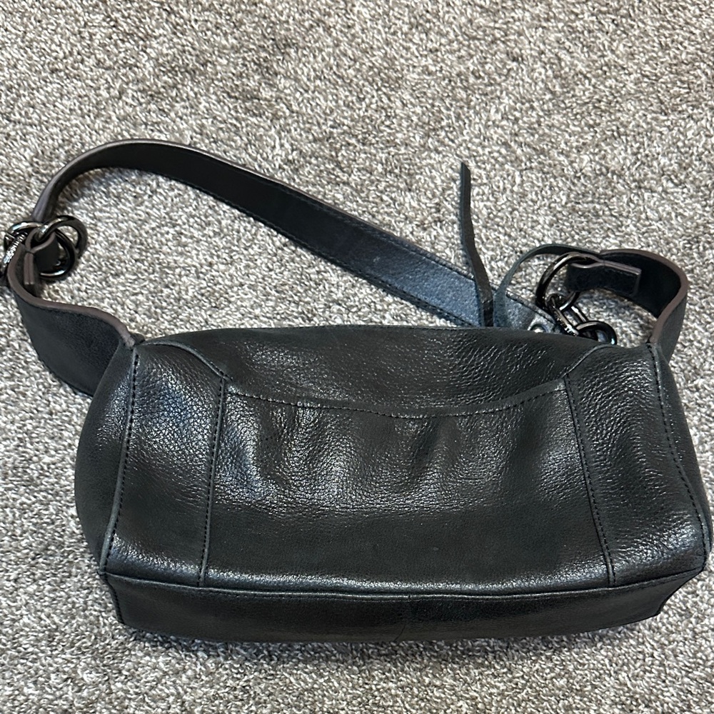 Aimee Kestenberg Bleecker Black Shimmer Leather Shoulder Bag - Picture 3 of 12